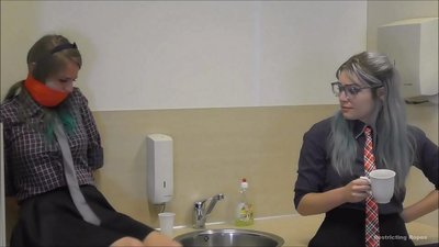 Süchteg / gebonnen a geknackt / Dame an Nout