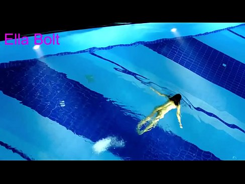 ❤️ Ech kann net ophalen ze kucken, jonk Blond gefaange schwammen plakeg am ELLA BOLT Resort Pool ❤️❌ Porno op lb.com-pornzog.ru ☑