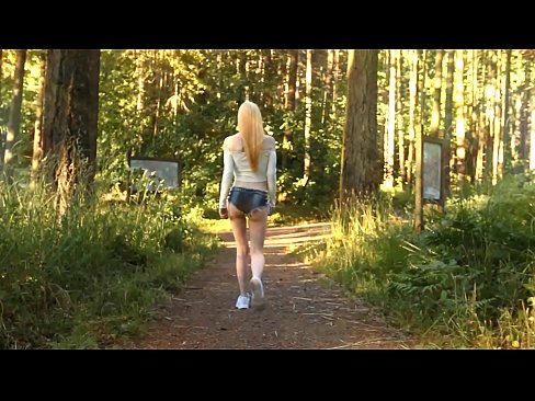 ❤️ Schéin Fra beweegt sech lues, net plakeg Video ❤️❌ Porno op lb.com-pornzog.ru ☑